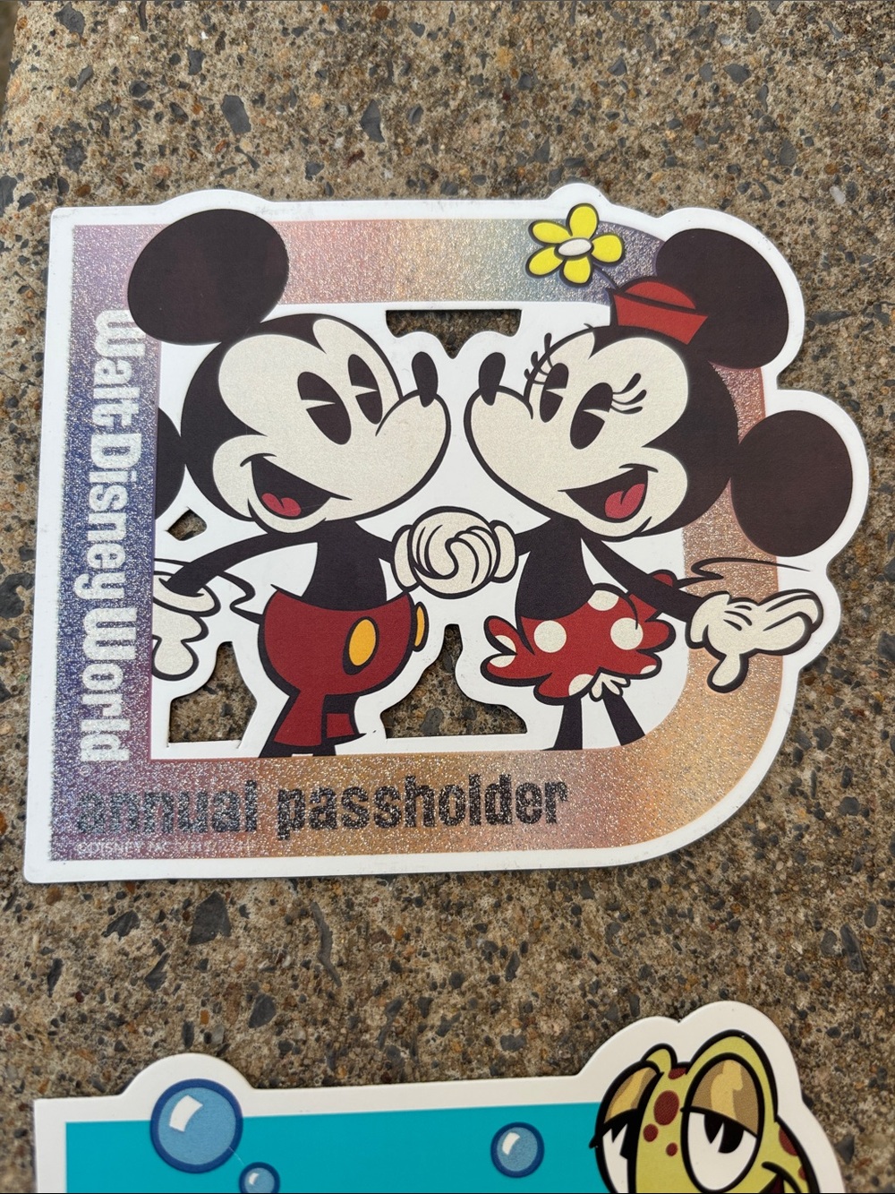 Disney Annual Passholder magnets (4) - Picture 4 of 6